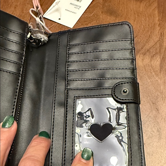 Betsy Johnson Pink 'Runway to Rendezvous' Floral Wristlet Wallet NWT - Picture 4 of 9